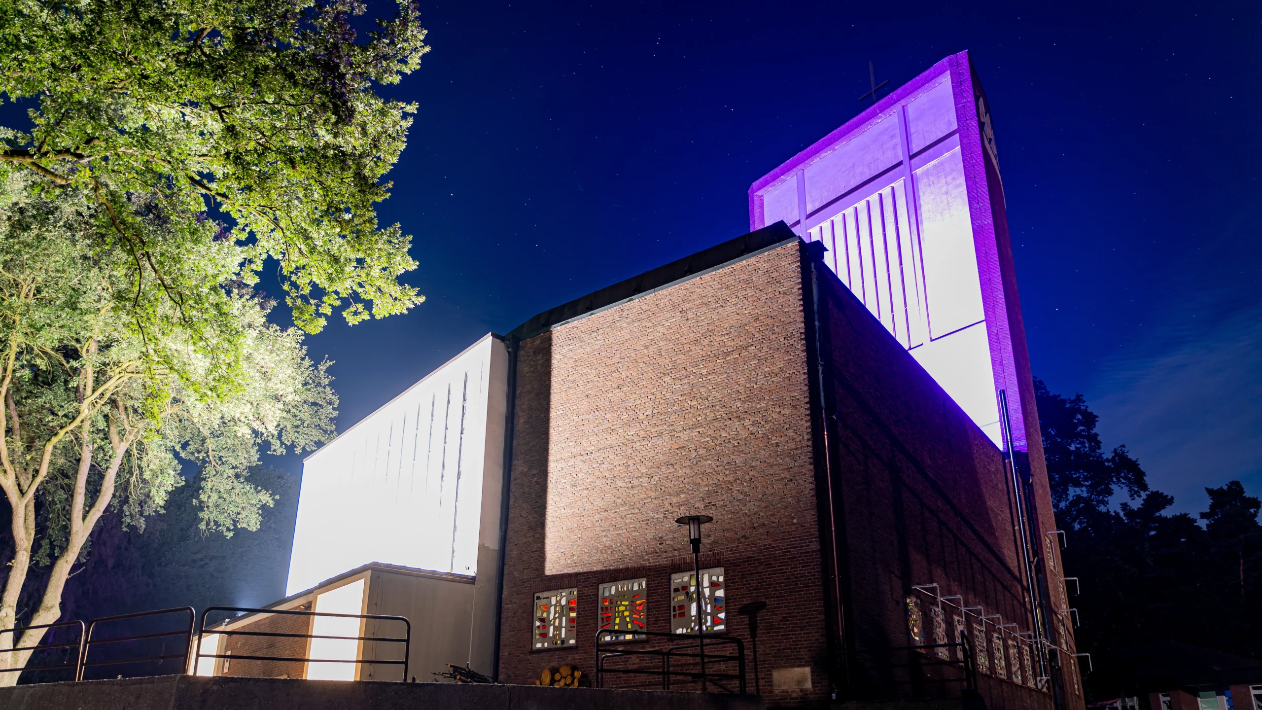 The Church Sports & More Rheine bei Nacht